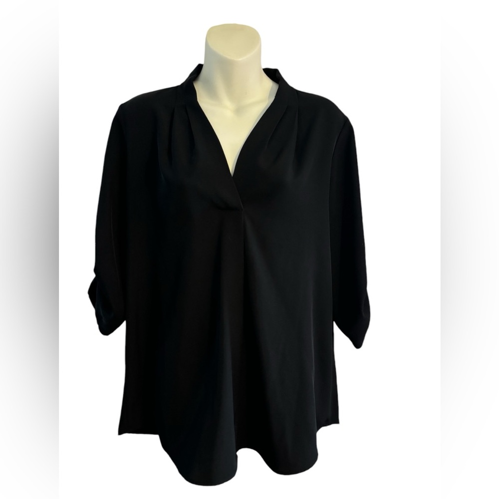 Calvin Klein v neck blouse. Size medium. EUC